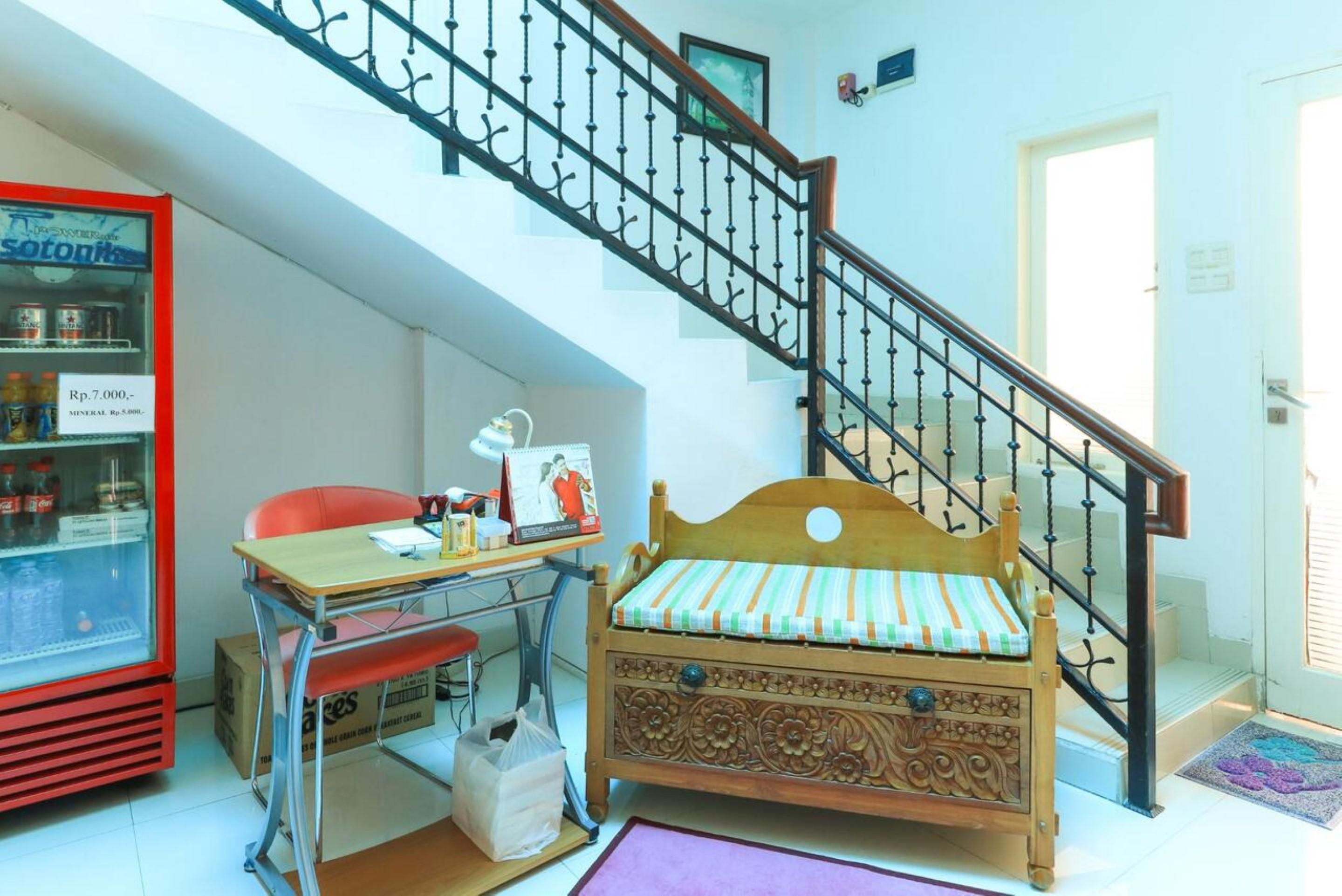 Ge Jacmart Homestay Makassar Exterior photo